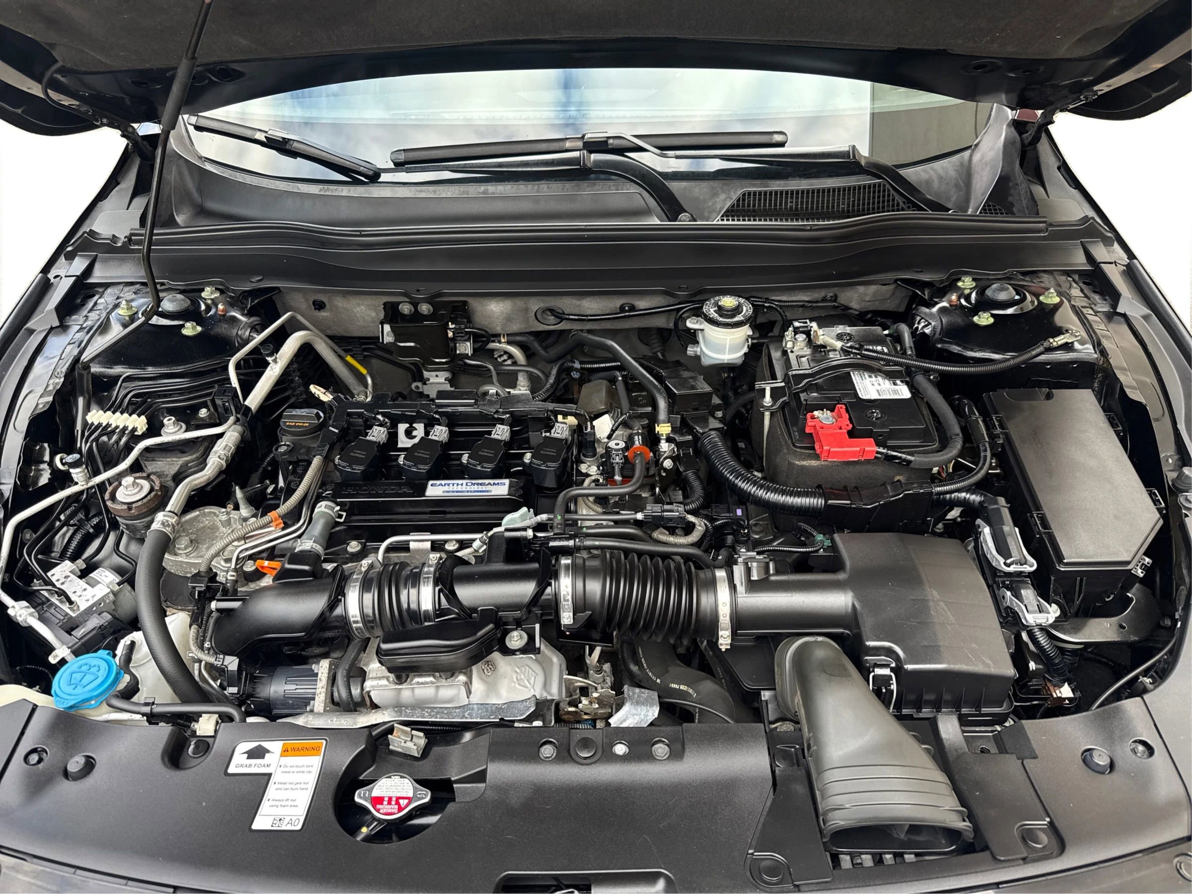 Used 2018 Honda Accord Sport image 11