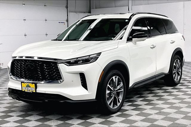 Used 2023 INFINITI QX60 Luxe AWD/4WD image 12