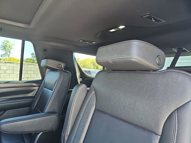Used 2024 Chevrolet Tahoe LT w/ LT Signature Package RWD image 17