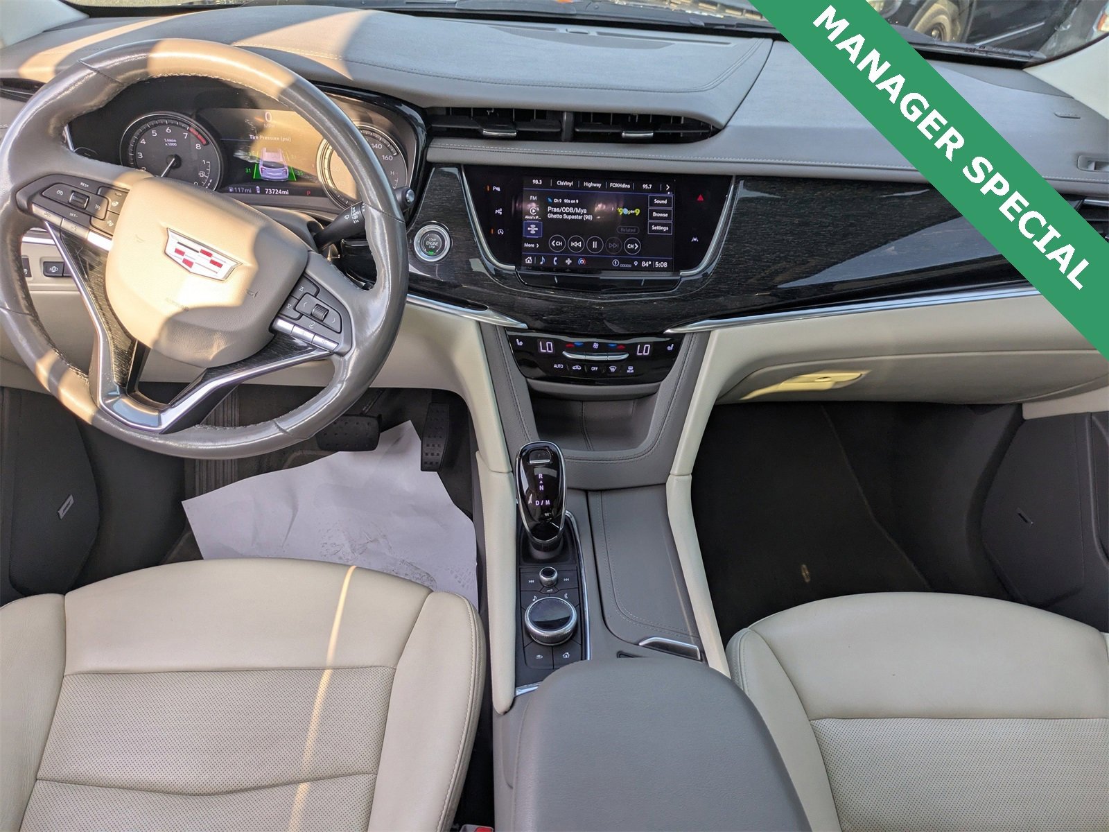 Used 2022 Cadillac XT6 Premium Luxury w/ Technology Package image 18