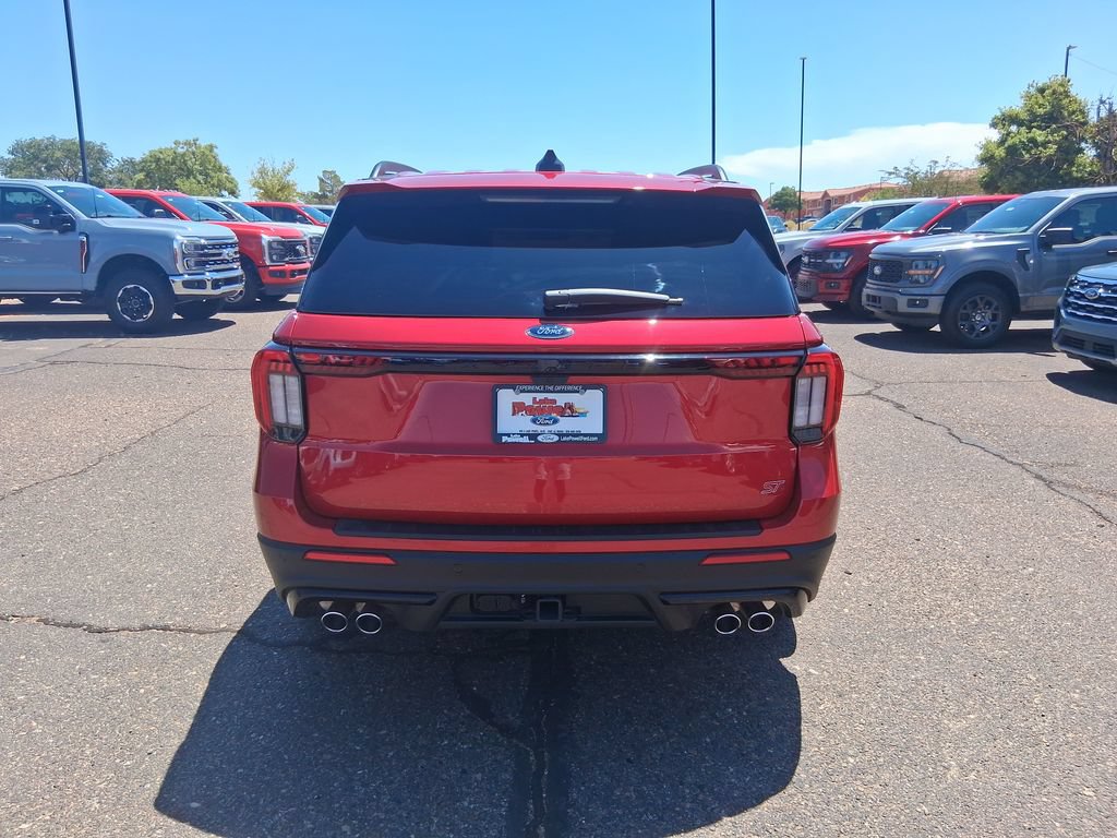 Used 2025 Ford Explorer ST w/ Sun And Sound Package AWD/4WD image 4