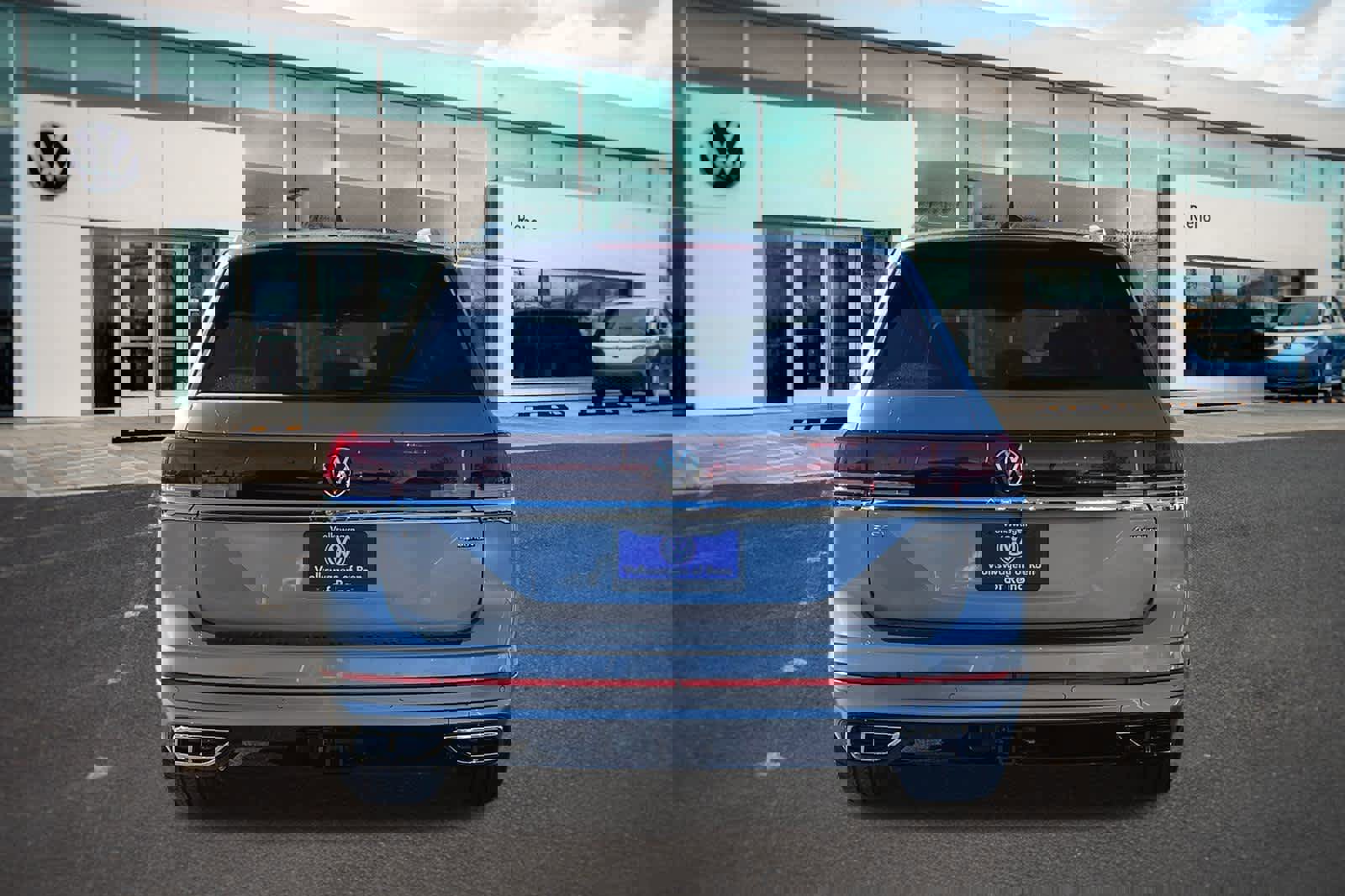 New 2026 Volkswagen Atlas SEL Premium R-Line image 6