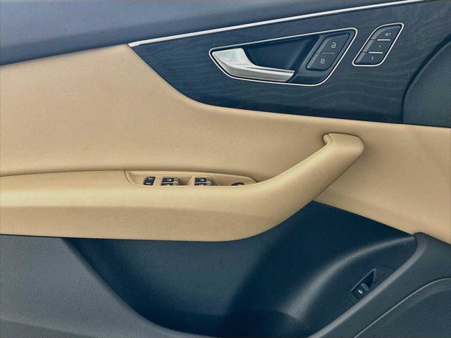 Certified 2023 Audi Q8 Premium AWD/4WD image 17