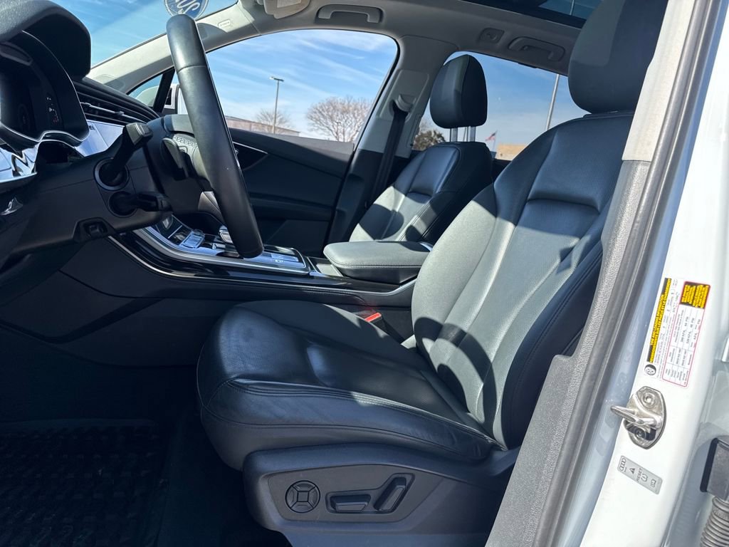 Used 2022 Audi Q7 3.0T Prestige image 17