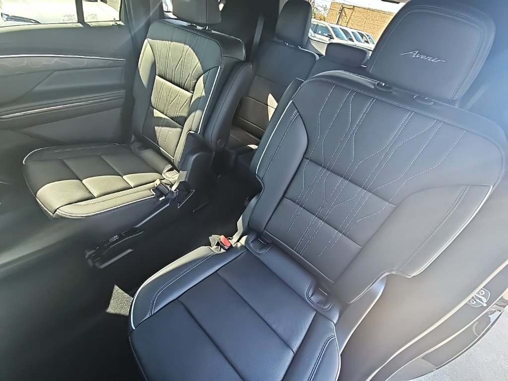 New 2026 Buick Enclave Avenir w/ Super Cruise Package image 15