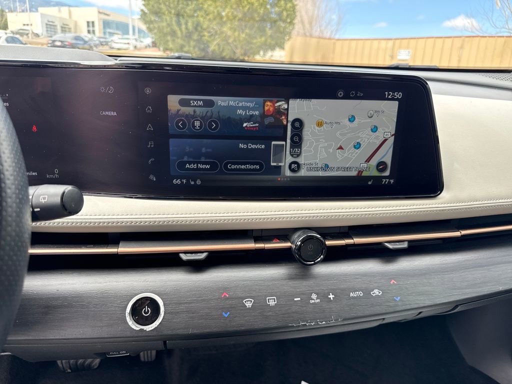 Used 2023 Nissan Ariya FWD image 14