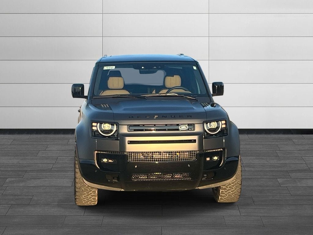 Used 2026 Land Rover Defender 130 V8 AWD/4WD image 8