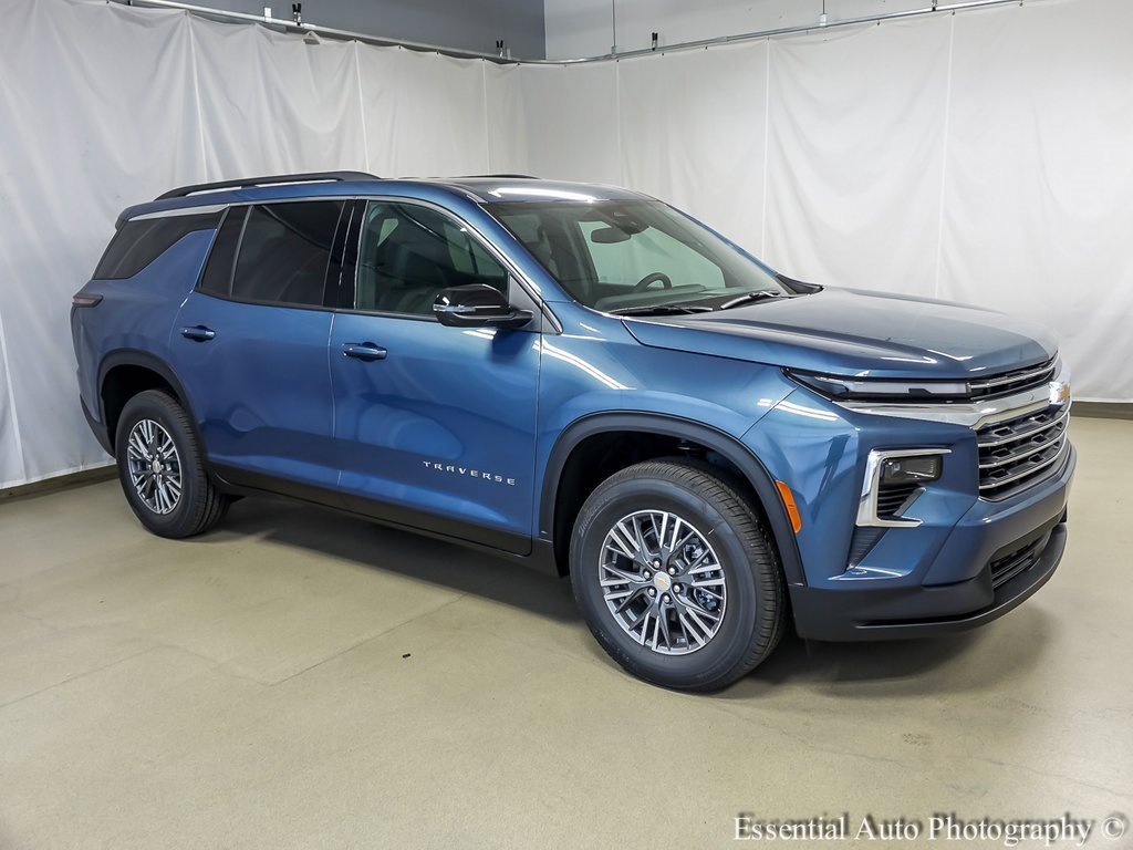 New 2026 Chevrolet Traverse LT w/ LPO, Floor Liner Package image 9