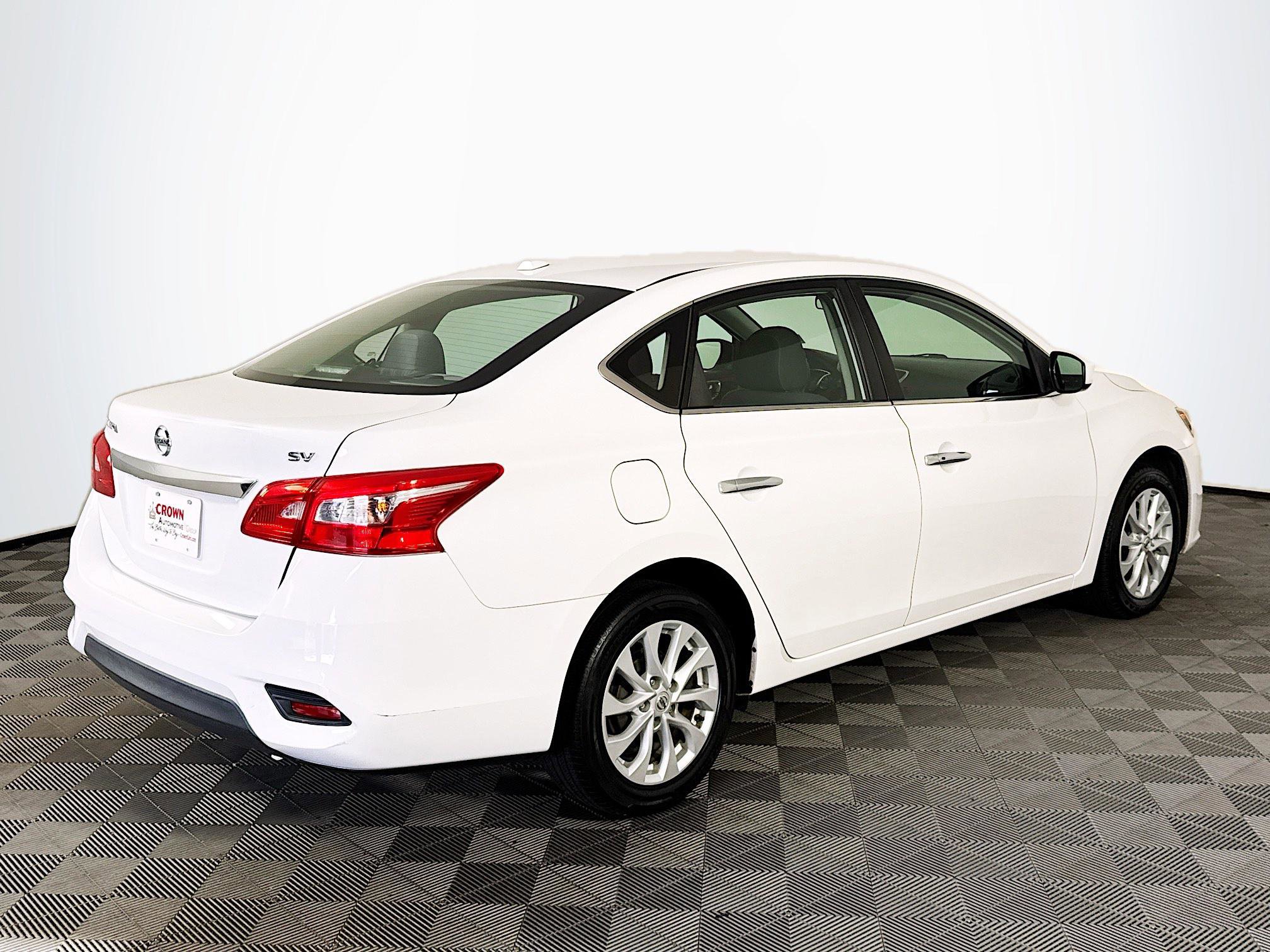 Used 2018 Nissan Sentra SV image 5