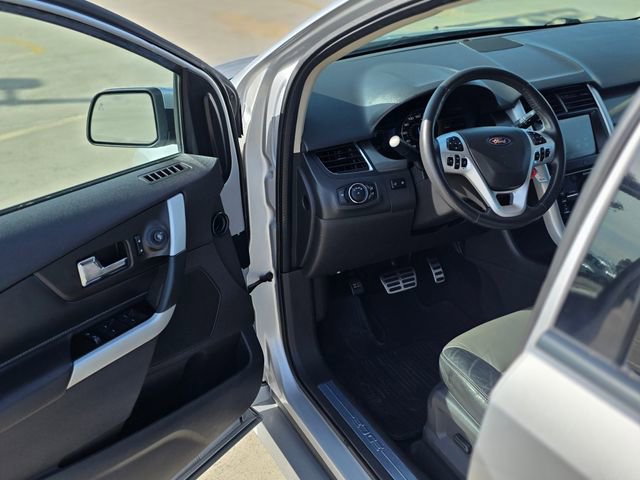 Used 2014 Ford Edge Sport w/ Vision Package image 27