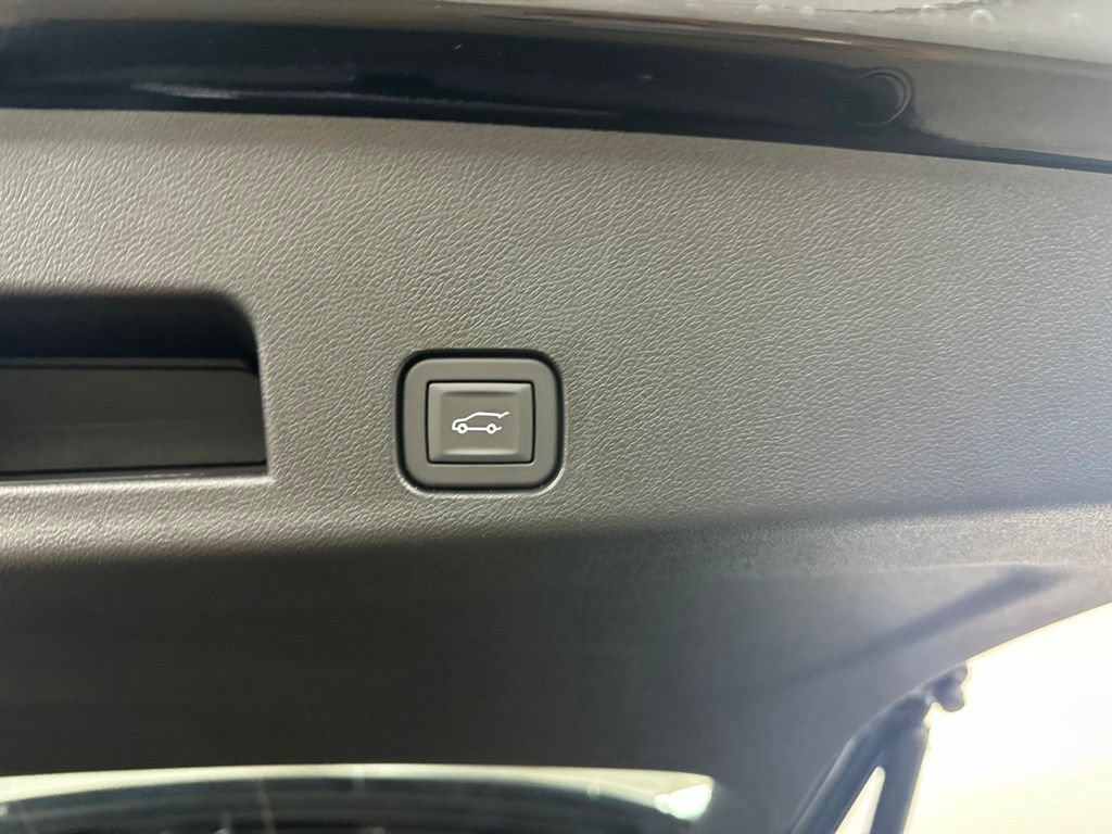 New 2026 GMC Acadia Elevation w/ Elevation Premium Package AWD/4WD image 34