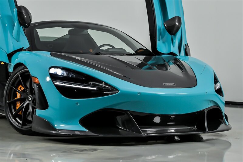 Used 2022 McLaren 720S Performance RWD image 3