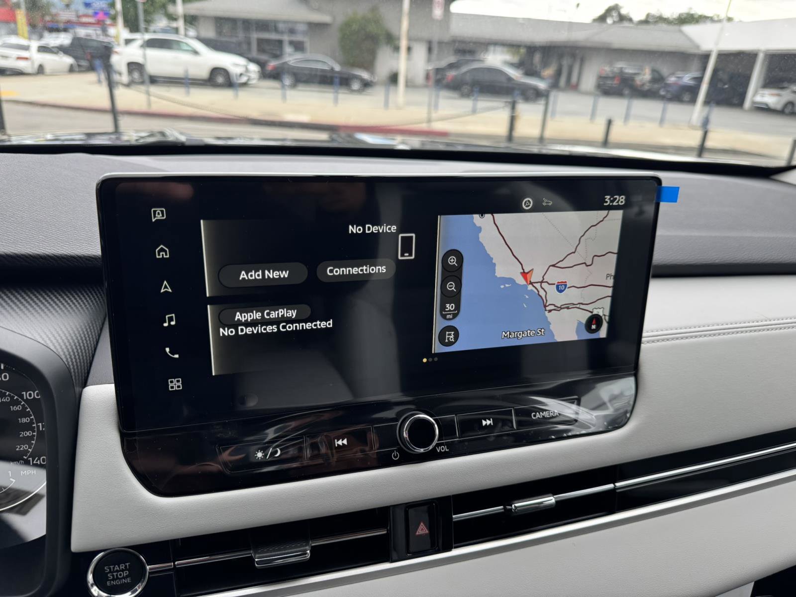 New 2025 Mitsubishi Outlander SE image 19