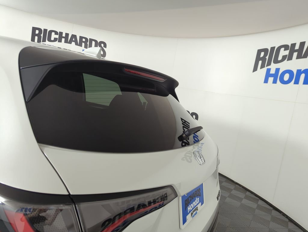 Certified 2026 Honda HR-V Sport image 32