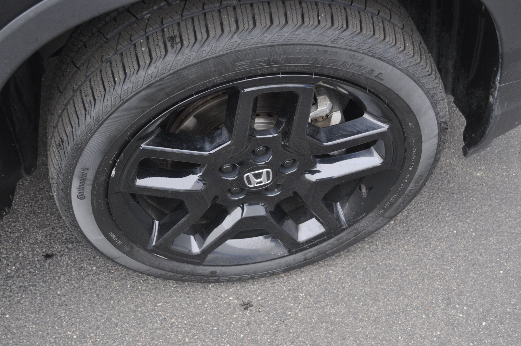 Certified 2024 Honda Passport Black Edition image 9
