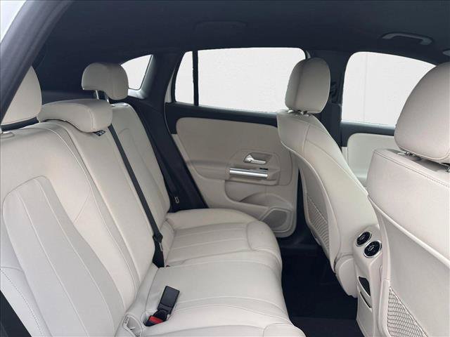 New 2025 Mercedes-Benz GLA 250 image 20