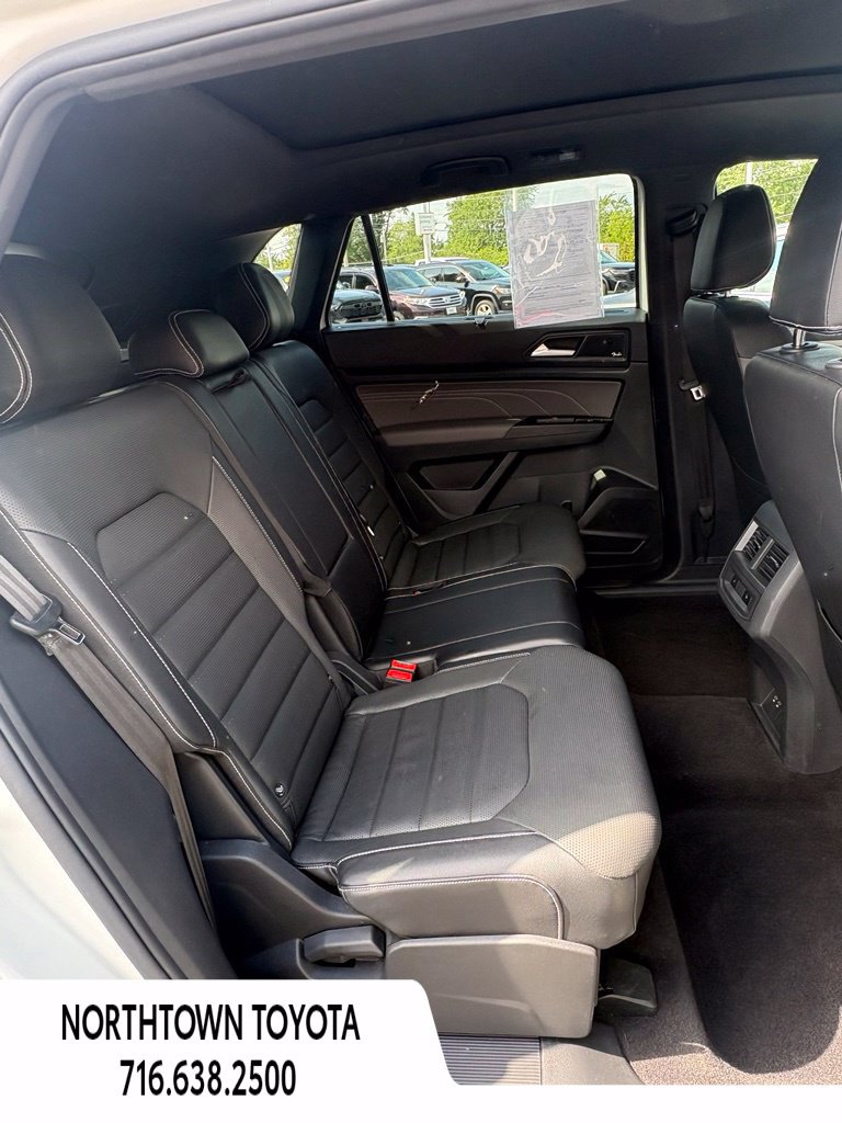 Used 2021 Volkswagen Atlas Cross Sport SEL Premium R-Line AWD/4WD image 25