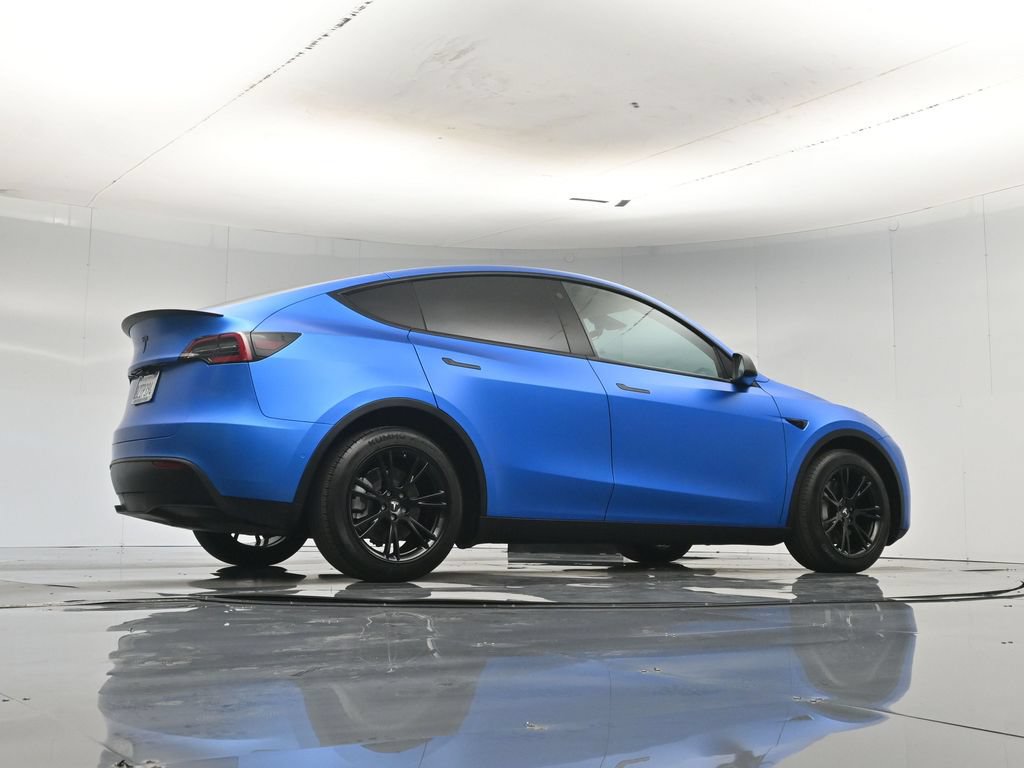 Used 2022 Tesla Model Y Long Range AWD/4WD image 47