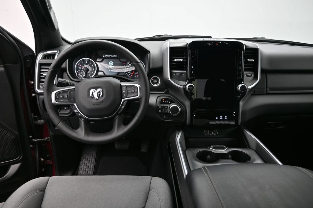 Used 2025 RAM 1500 Big Horn AWD/4WD image 18