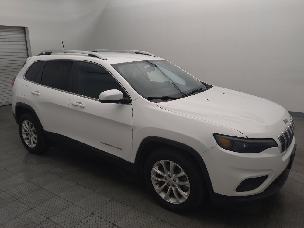 Used 2019 Jeep Cherokee Latitude w/ Popular Appearance Group FWD image 11