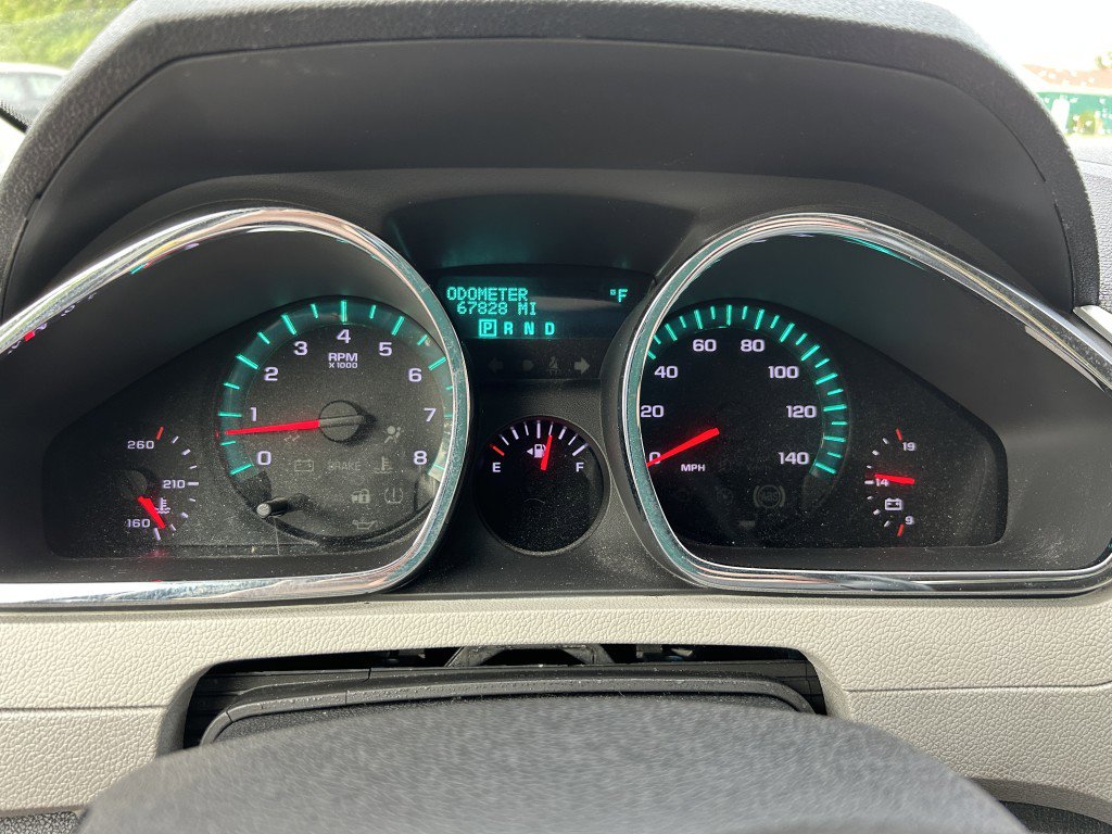 Used 2011 Chevrolet Traverse LTZ AWD/4WD image 5