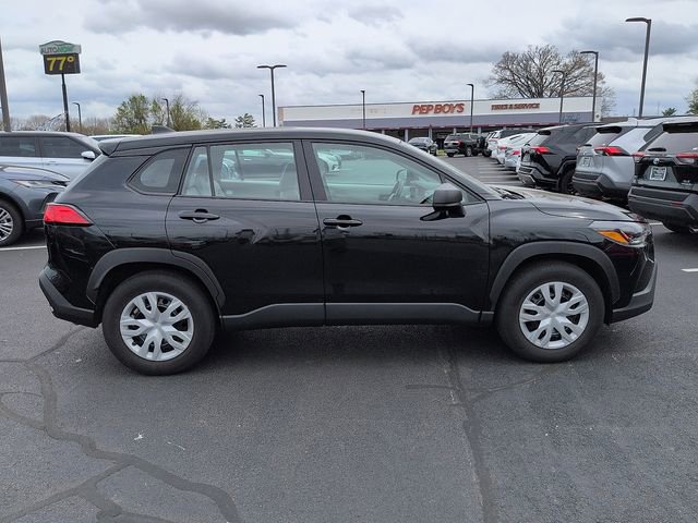 Used 2024 Toyota Corolla Cross L image 8