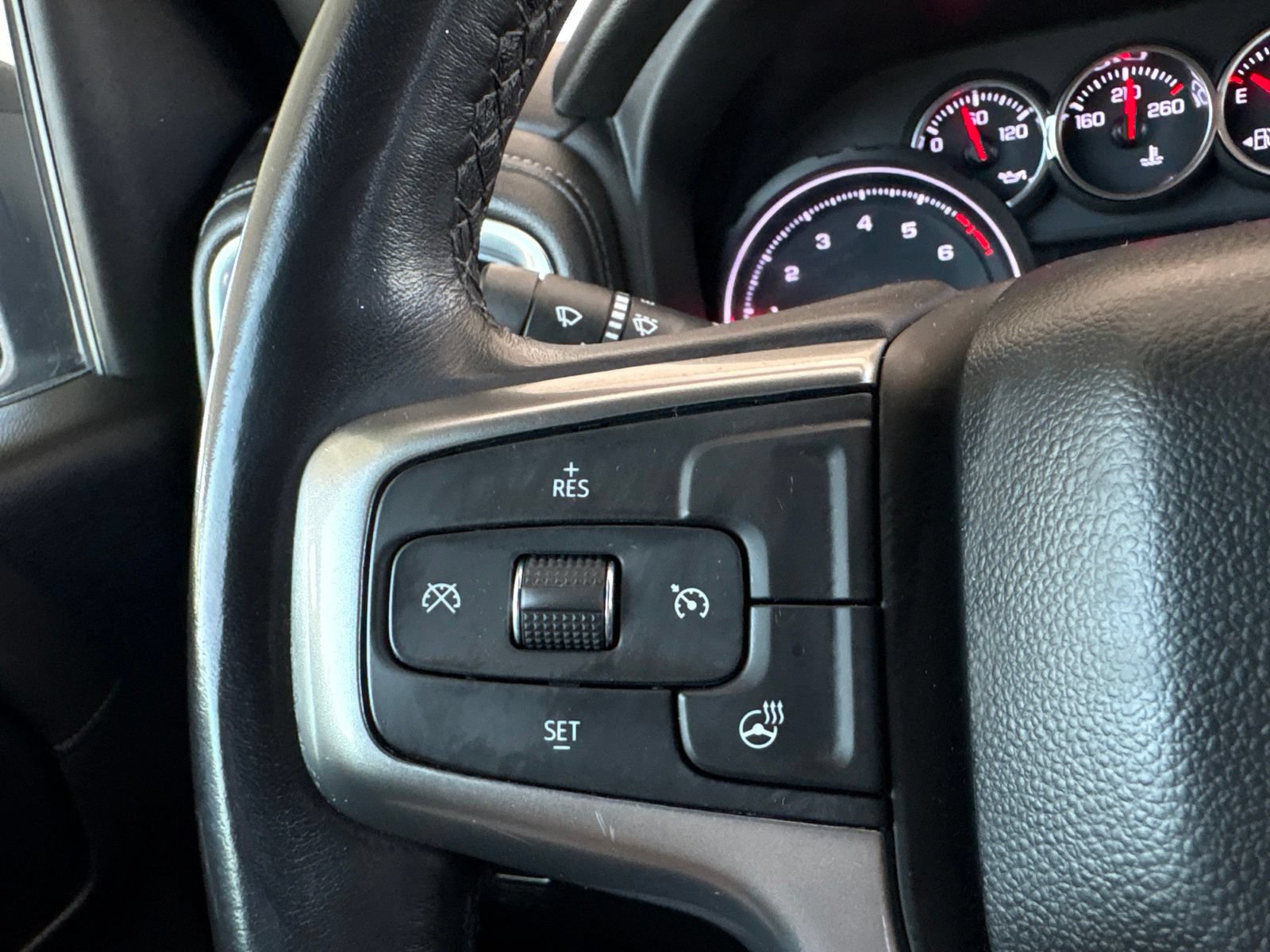 Used 2021 Chevrolet Silverado 1500 LT Trail Boss AWD/4WD image 25