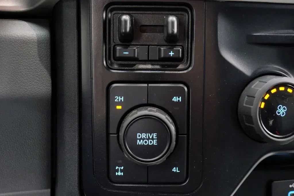 Used 2024 Ford F350 XL w/ XL Off-Road Package AWD/4WD image 27