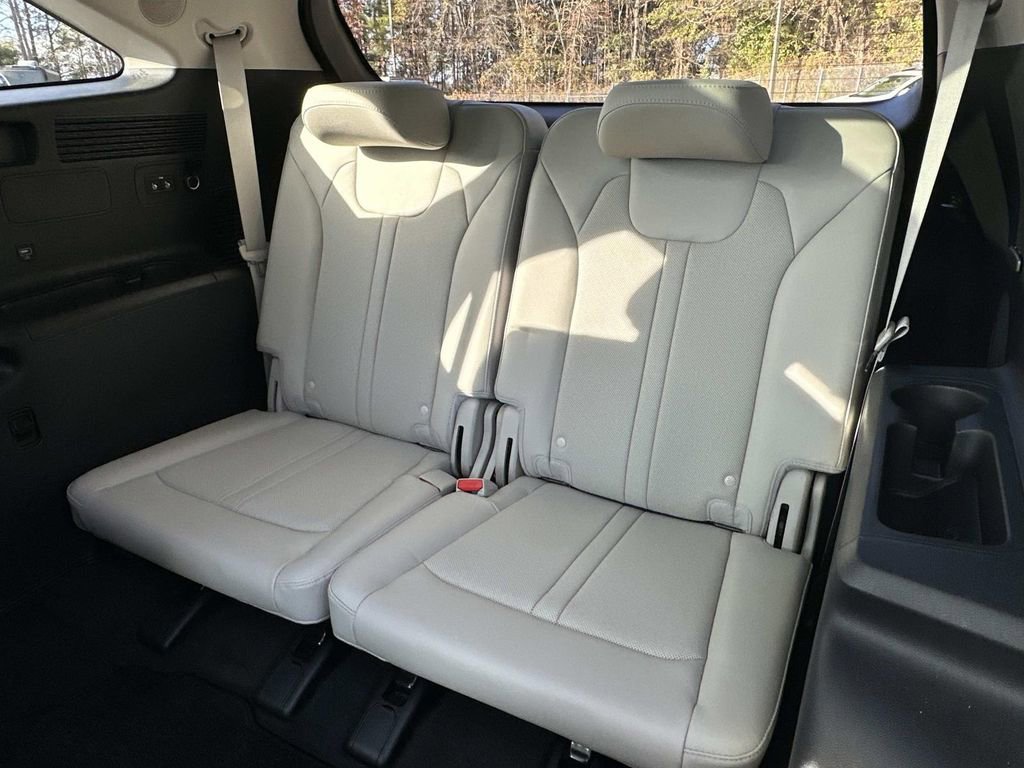 Used 2023 Kia Sorento SX image 23