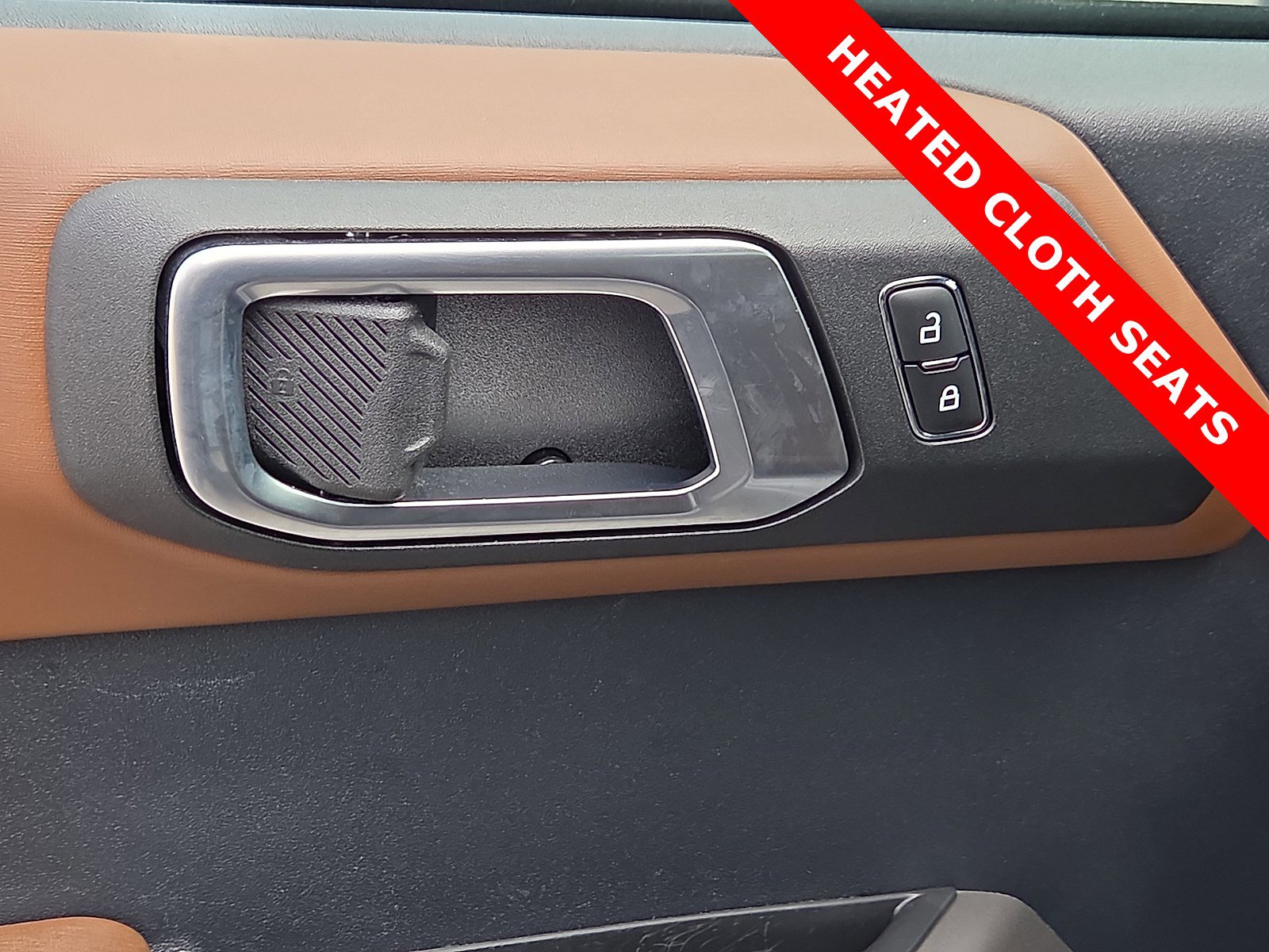 Used 2023 Ford Bronco Outer Banks w/ Sasquatch Package image 13