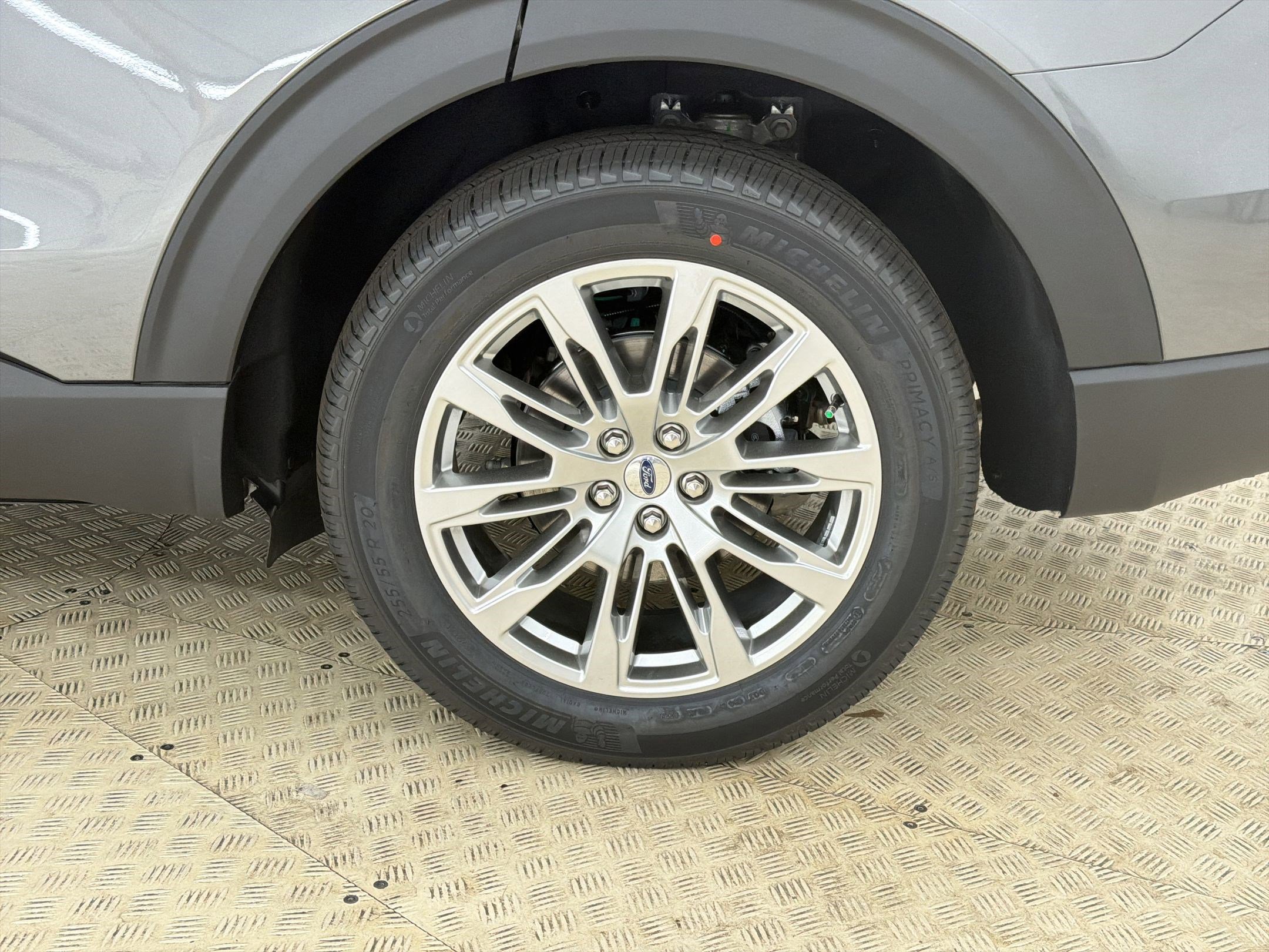 New 2026 Ford Explorer Platinum image 11