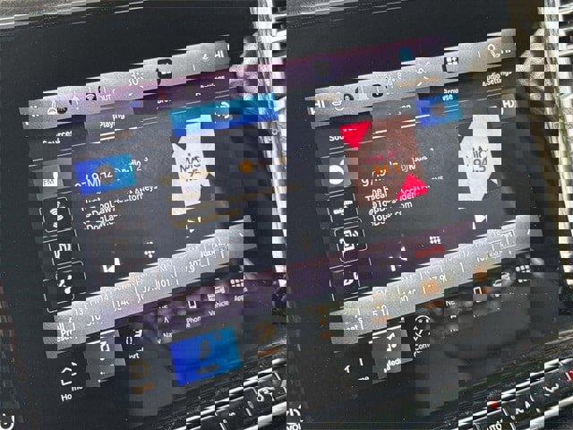 Used 2024 Jeep Wagoneer L Series II image 18