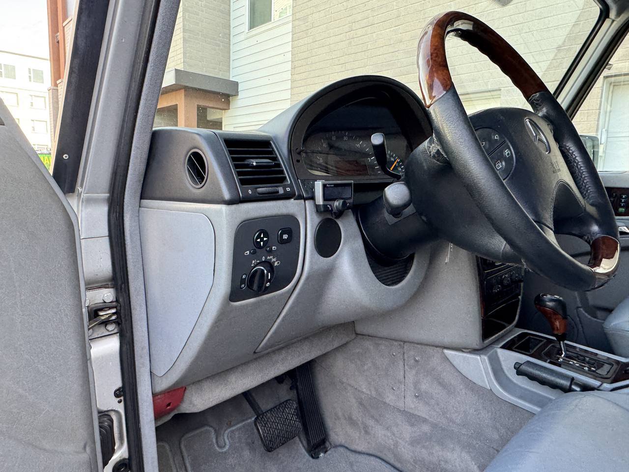 Used 2002 Mercedes-Benz G 500 image 19