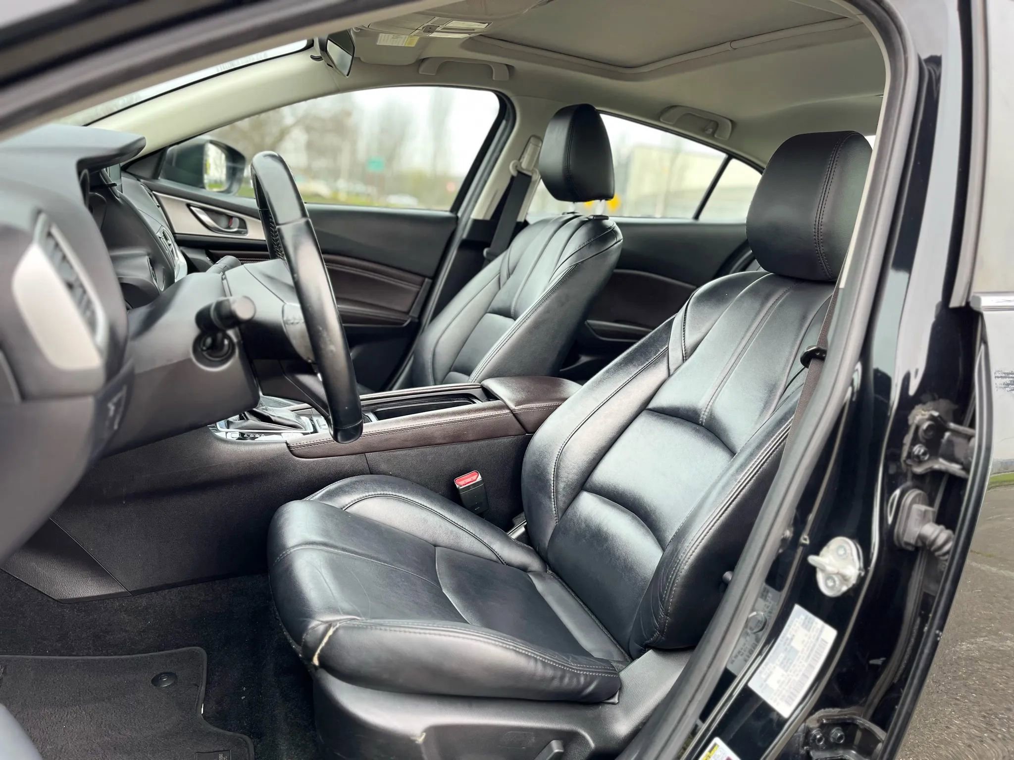 Used 2018 MAZDA MAZDA3 Touring image 10