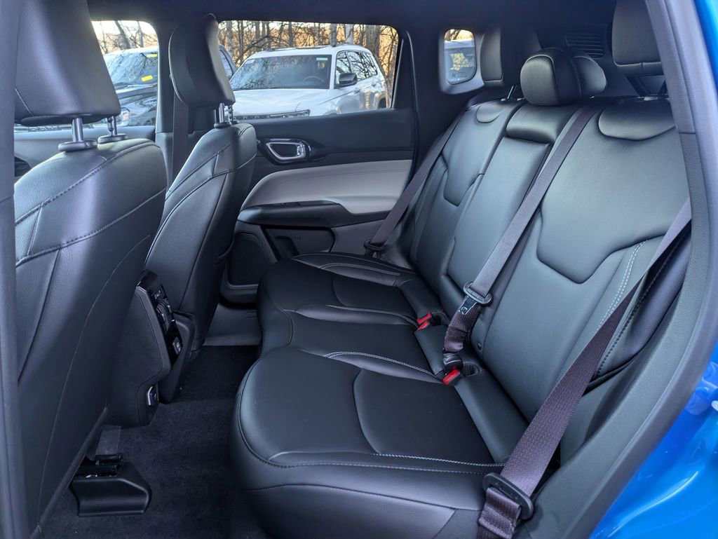 New 2026 Jeep Compass Limited AWD/4WD image 23