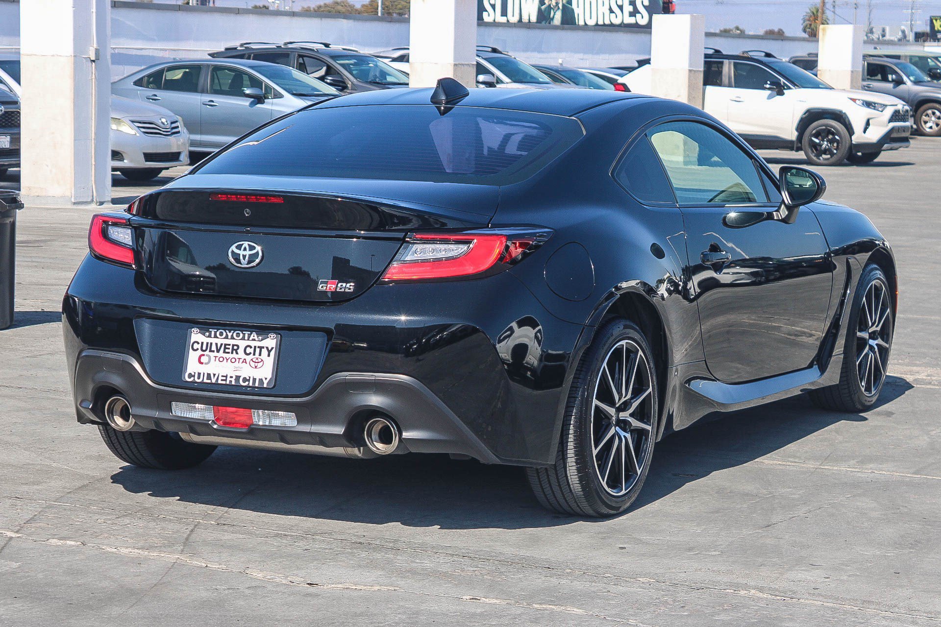 Used 2023 Toyota GR86 w/ ALL Weather Mat Package (TMS) RWD image 9