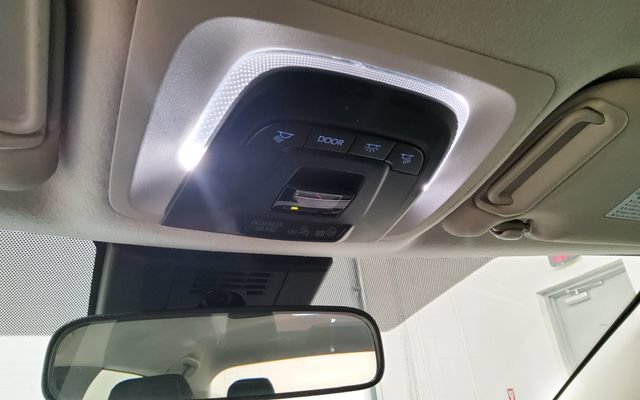 Used 2025 Toyota Corolla LE FWD image 29