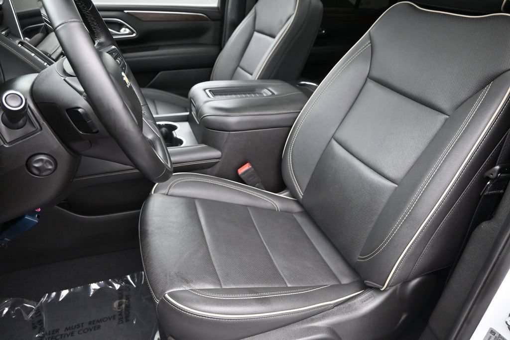 Used 2024 Chevrolet Tahoe Premier AWD/4WD image 13