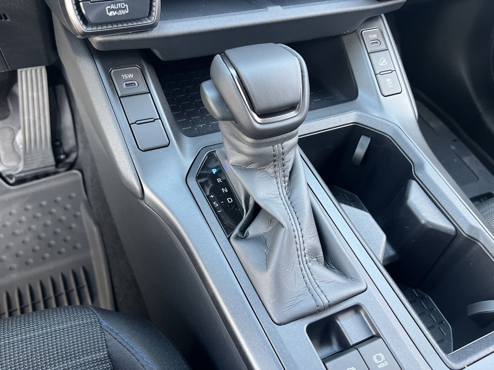 New 2026 Toyota RAV4 SE AWD/4WD image 18