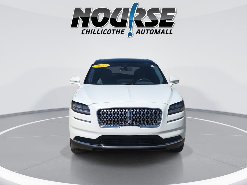 Used 2022 Lincoln Nautilus Reserve AWD/4WD image 3