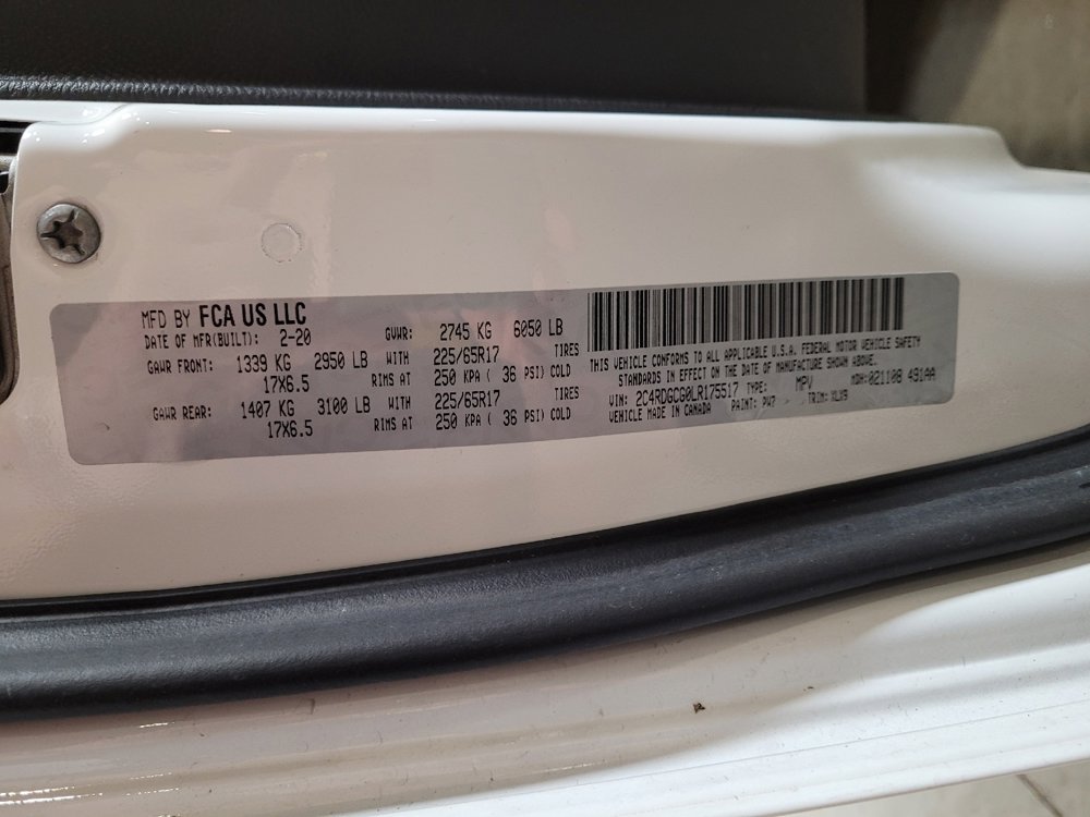 Used 2020 Dodge Grand Caravan SXT w/ Driver Convenience Group image 33