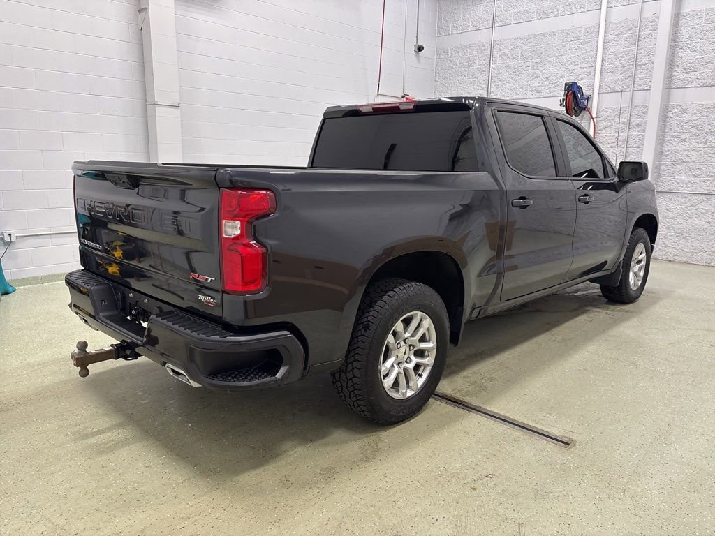 Used 2024 Chevrolet Silverado 1500 RST AWD/4WD image 3