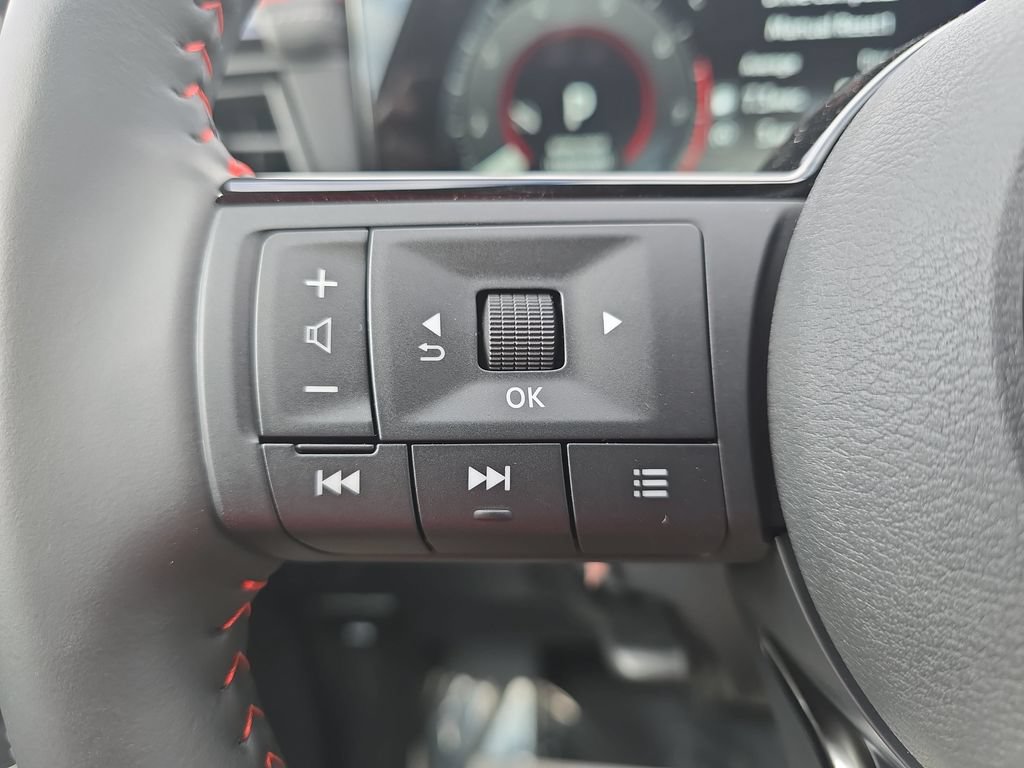 New 2026 Nissan Kicks SR w/ SR Premium Package FWD image 20