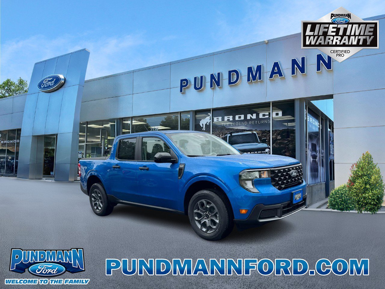 New 2025 Ford Maverick XLT w/ XLT Luxury Package