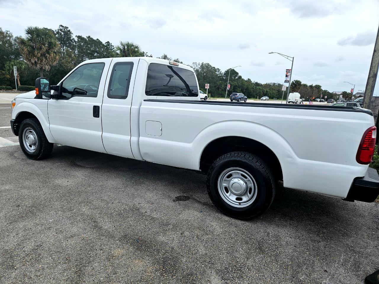 Used 2015 Ford F250 XL w/ Power Equipment Group image 6