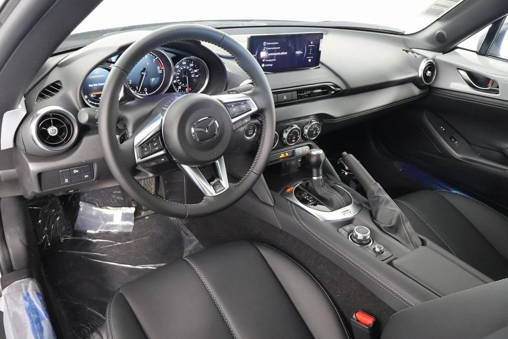 New 2026 MAZDA MX-5 Miata RF Grand Touring RWD image 7