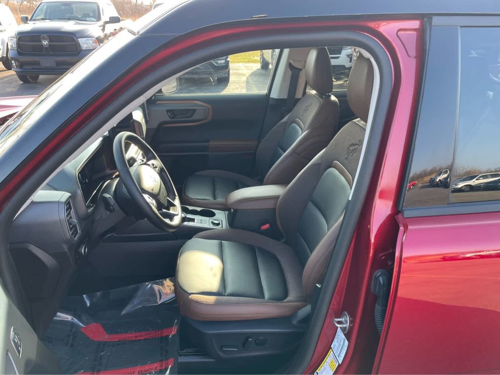 Used 2025 Ford Bronco Sport Outer Banks w/ Outer Banks Tech Package+ image 12