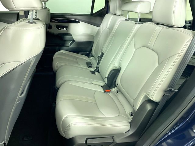 Used 2025 Honda Pilot Touring image 23
