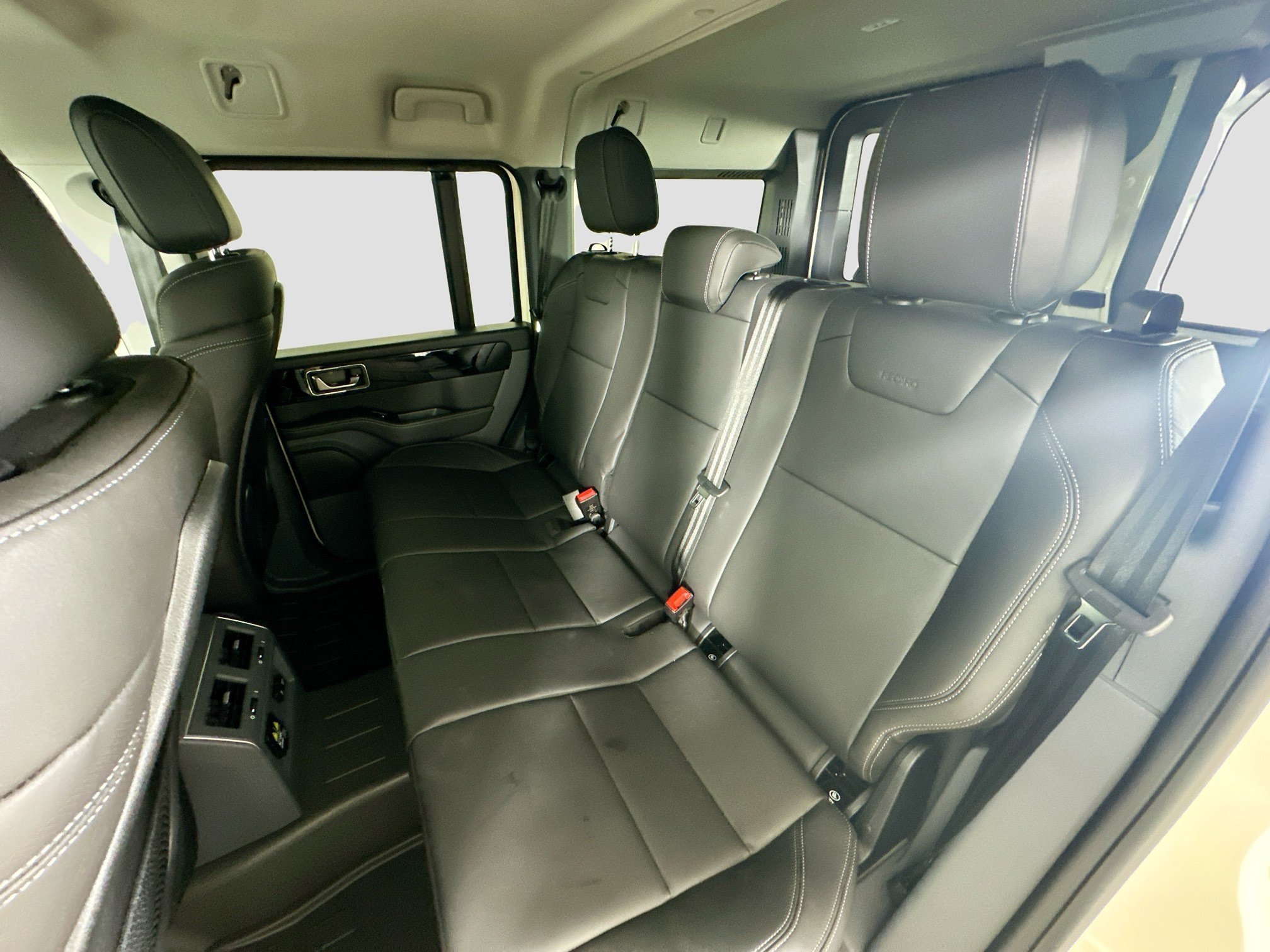 New 2026 INEOS Grenadier Station Wagon AWD/4WD image 38