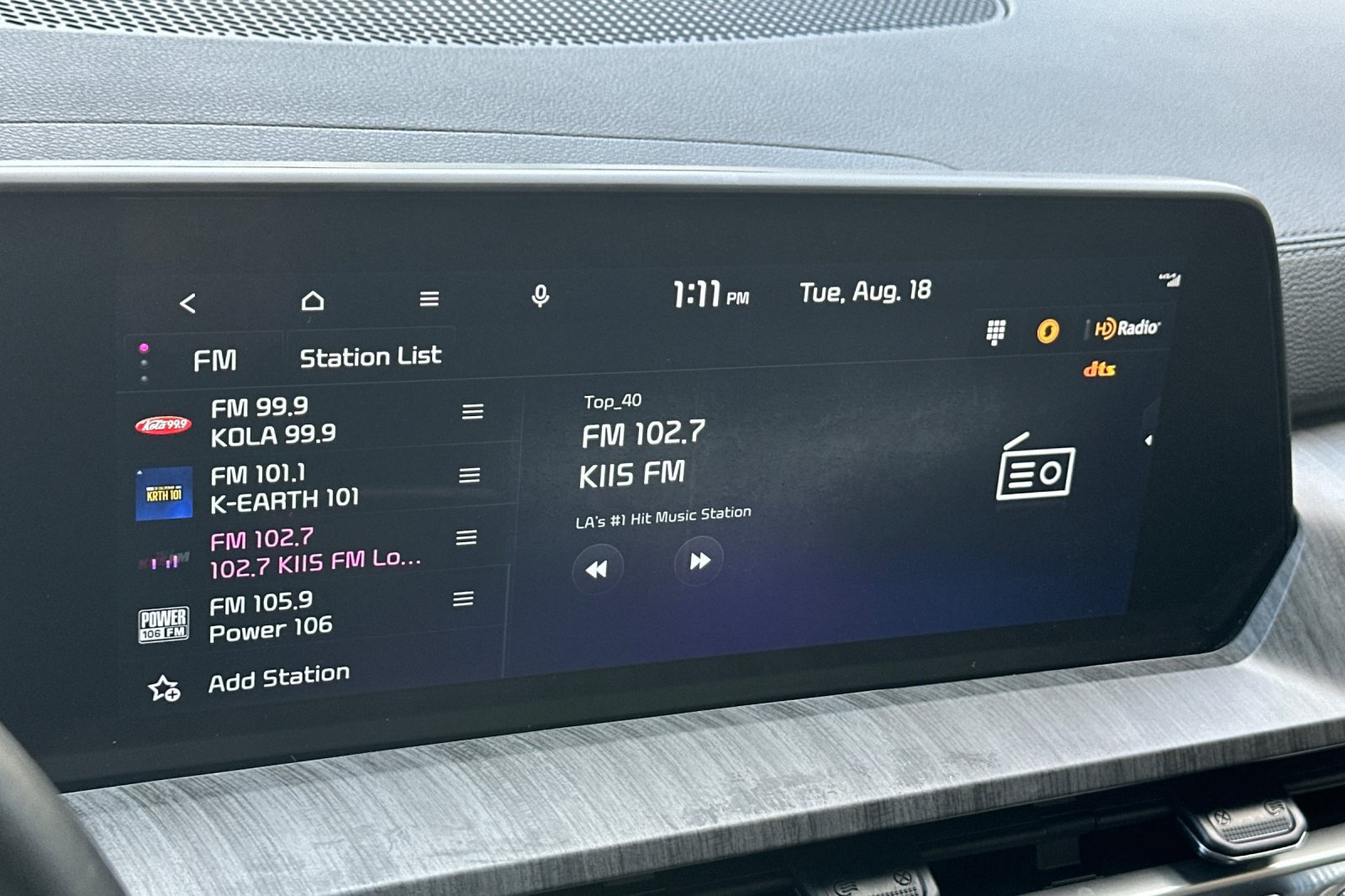 Used 2024 Kia Telluride EX w/ EX Captain's Chair Package FWD image 19